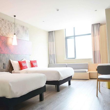 Ibis Nanjing Tianyin Avenue Hotel Buitenkant foto