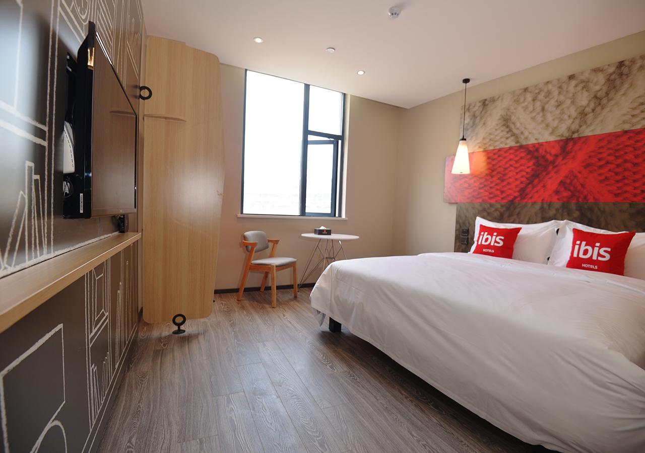 Ibis Nanjing Tianyin Avenue Hotel Buitenkant foto